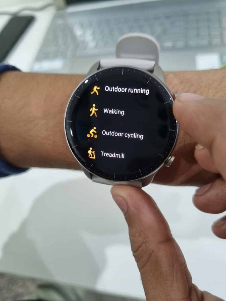 Select one of 90 Plus Sports Mode on Amazfit GTR 2
