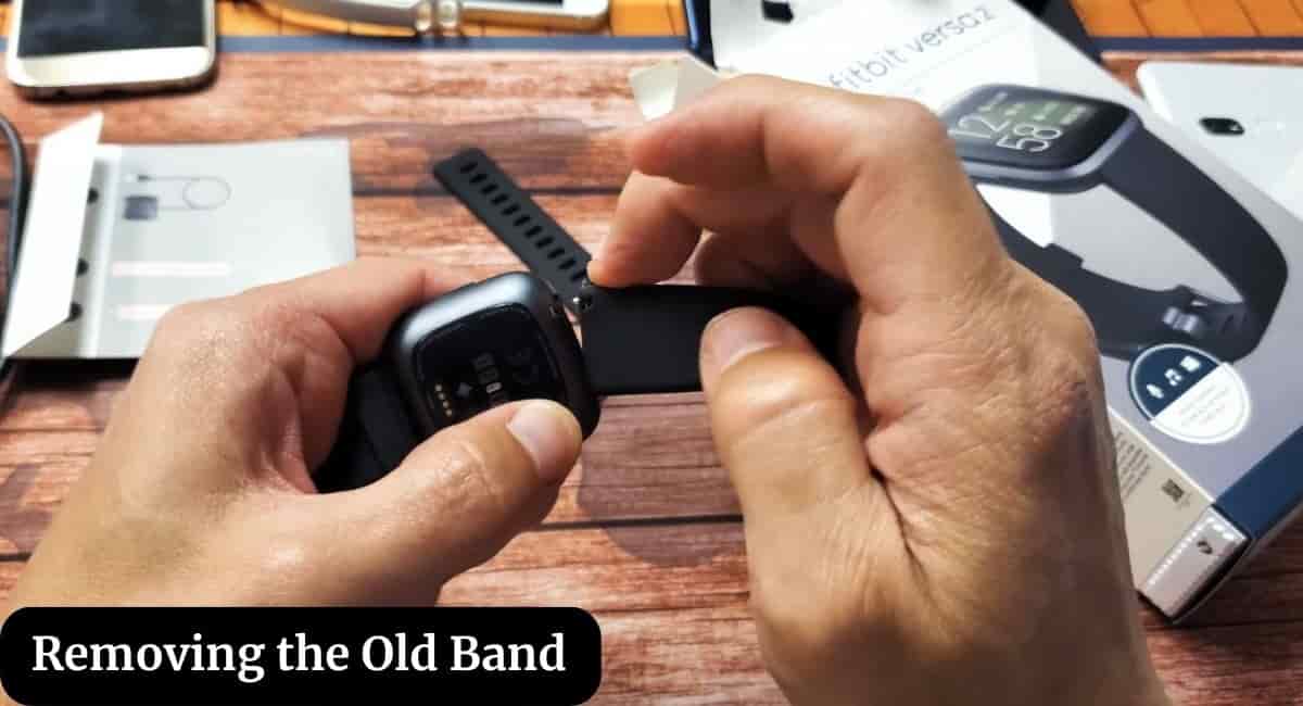 How to Change Band on Fitbit Versa 2 StepbyStep Guide