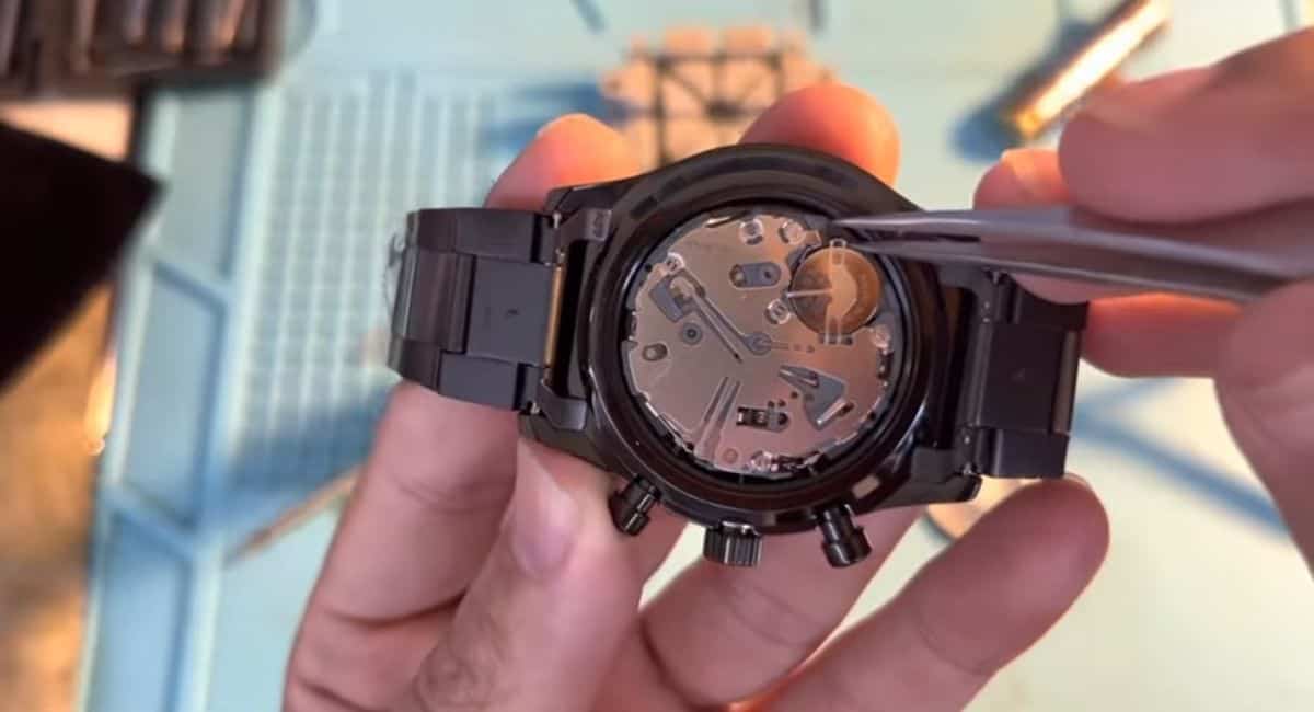 How to Change the Battery in a Seiko Watch Complete Guide